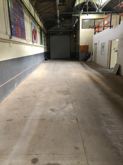 Local d’activité Vienne 400 m2