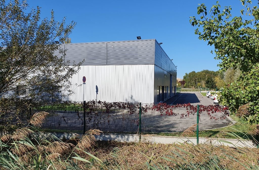 A louer BATIMENT D’ACTIVITE – Bourgoin Jallieu