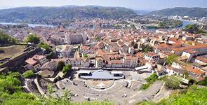 LOCAL COMMERCIAL – VIENNE