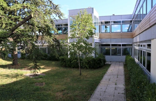 BUREAUX A LOUER – SAINT PRIEST