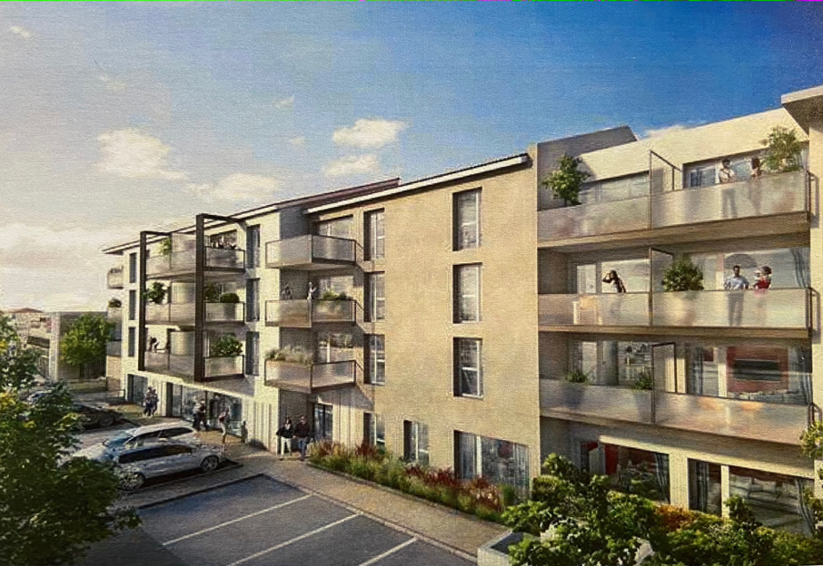 LOCAL COMMERCIAL A VENDRE BOURGOIN