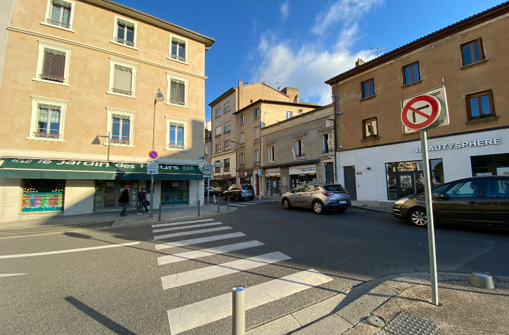 VENTE INVESTISSEUR LOCAL COMMERCIAL 195 M2 VILLEFRANCHE SUR SAONE