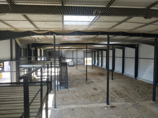 LOCAUX D’ACTIVITE à VENDRE – 8 mn A43