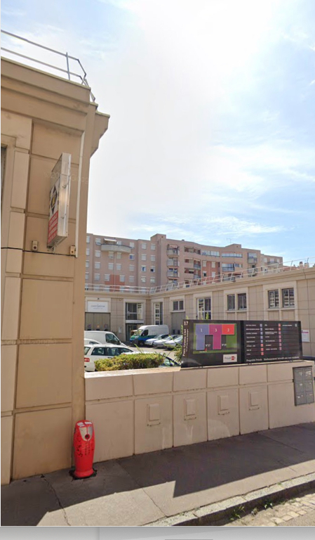 BUREAUX A LOUER VILLEURBANNE 184 M2