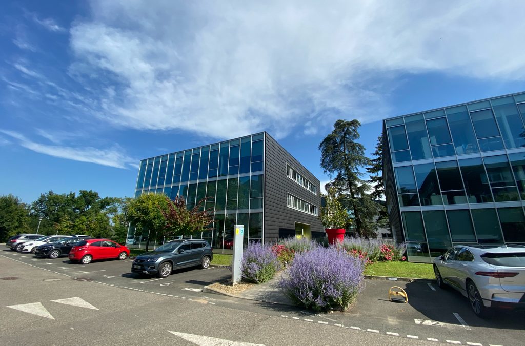 Bureaux à louer de 326 m2 à Limonest