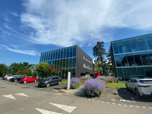Bureaux à louer de 326 m2 à Limonest