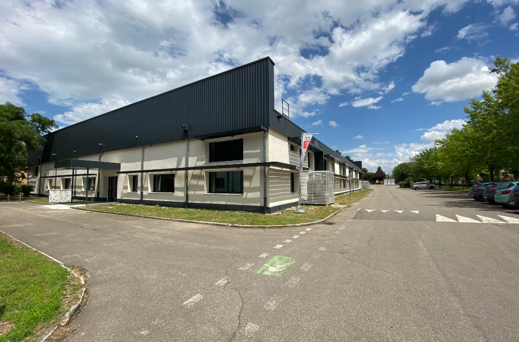 BUREAUX 2253 M2 DIVISIBLES A LOUER VENISSIEUX