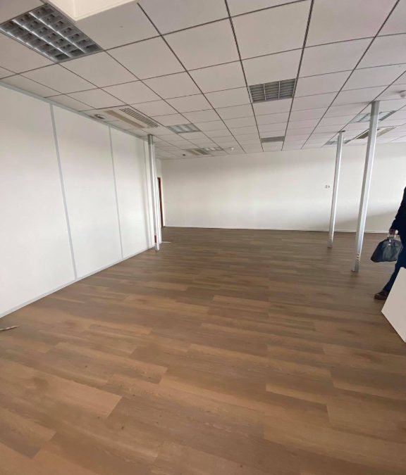Bureaux à louer à l’Aéroport 104m2
