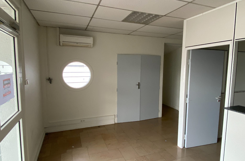 Bureaux A LOUER – Vénissieux 271 m2