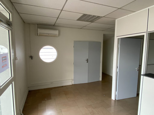 Bureaux A LOUER – Vénissieux 271 m2