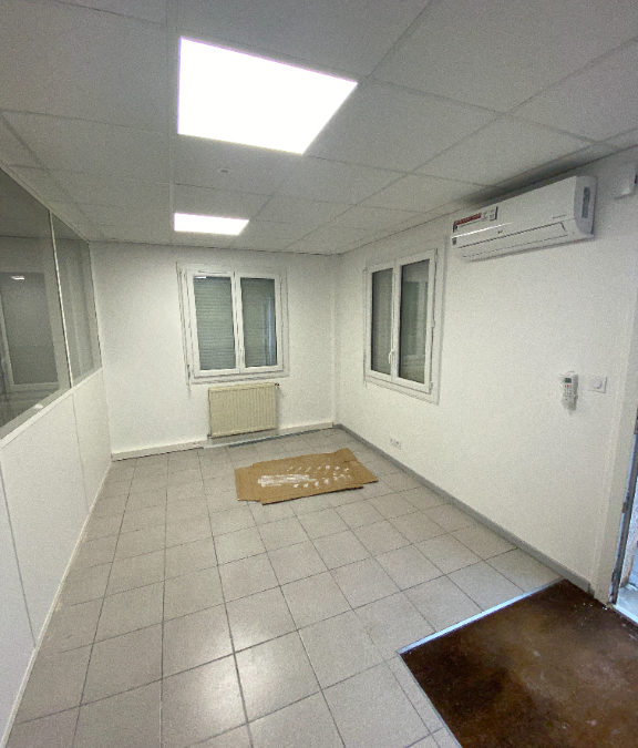 Local d’activité à louer – Saint Pierre De Chandrieu 600 m²