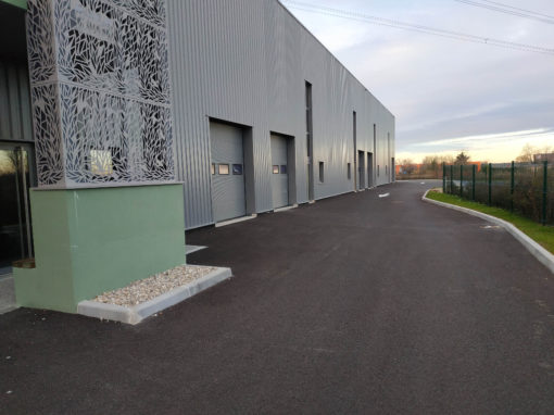DERNIER LOT DISPONIBLE – LOCAL D’ACTIVITE à VENDRE – PROX A43