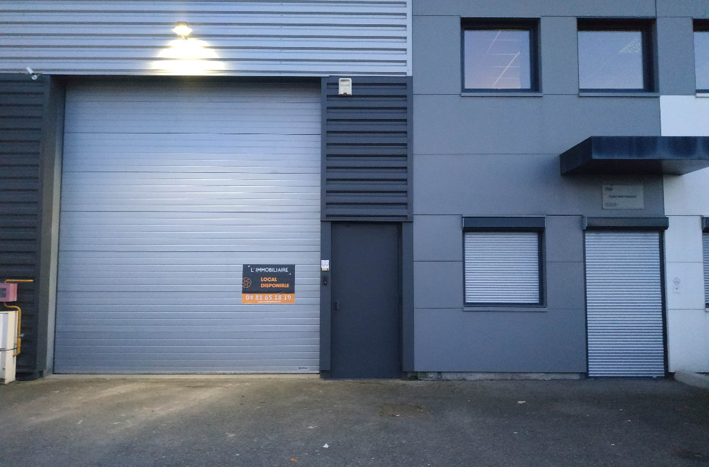 Local d’activité & bureaux – 476 M2